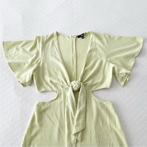 NWOT Lulus Summer Journey Light Green Tie-Front Cutout Midi Dress Medium - Picture 3 of 7